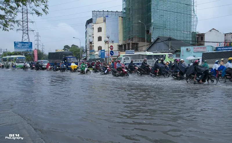 When the Water Rises, Saigon Prays: The Ancient Flood Rituals That Still Run This City